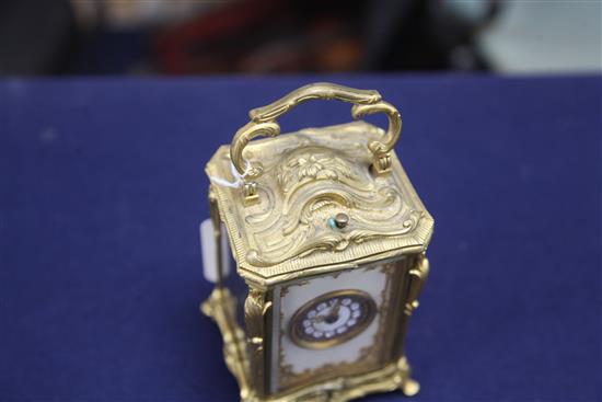 An early 20th century ormolu hour repeating carriage clock, 5.5in.